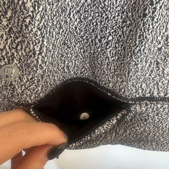 Lululemon Half Zip Pullover Size 6 Heathered Black White - Picture 7 of 7